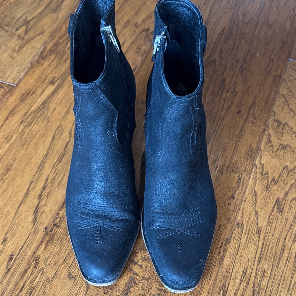 Dolce Vita Black Women's Cowboy Style Ankle Boots 7.5